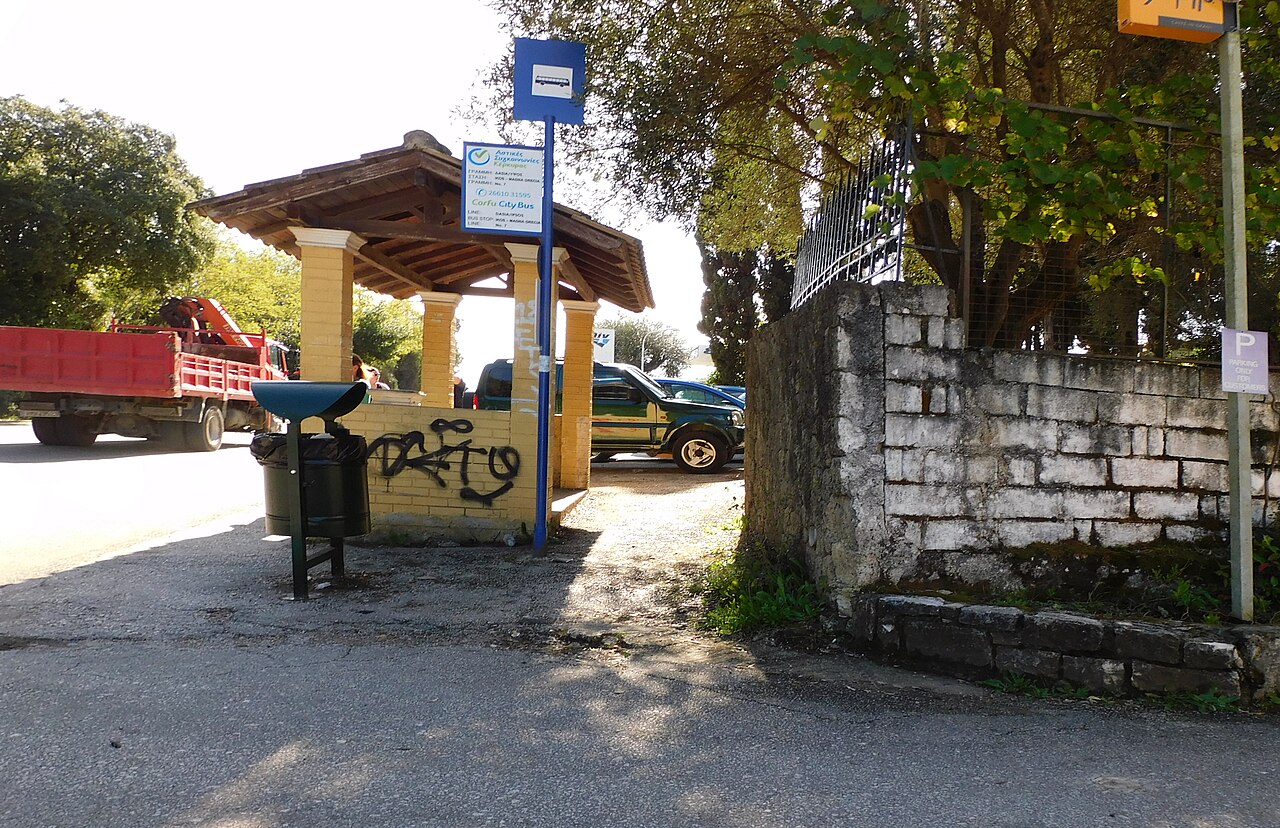 Foto fra Dassia, Hellas – Ikos magna graecia bus stop
