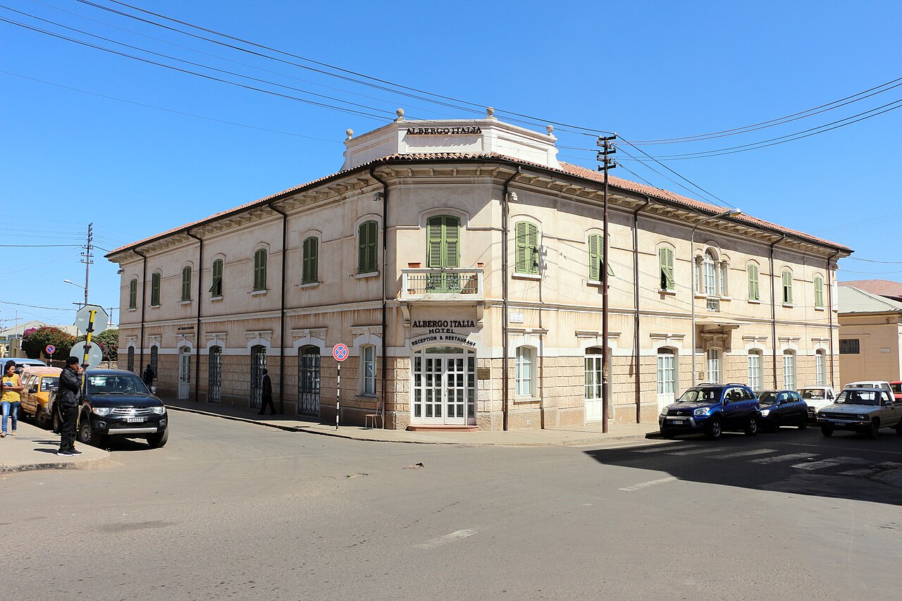Foto fra Asmara, Eritrea – Asmara, albergo italia, esterno 01