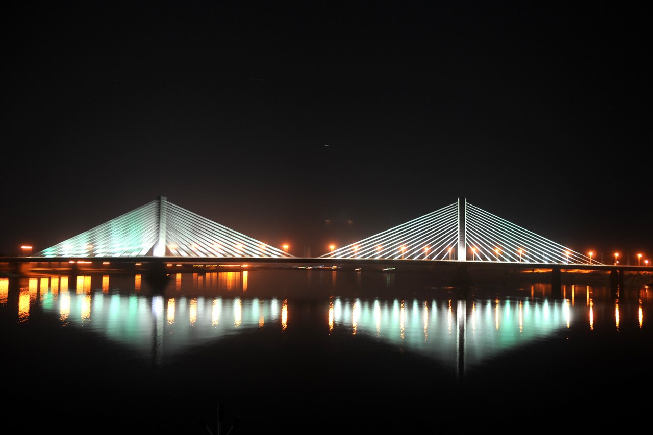 Foto fra Aswan, Egypt – Bridge over the Nile at Aswan - panoramio