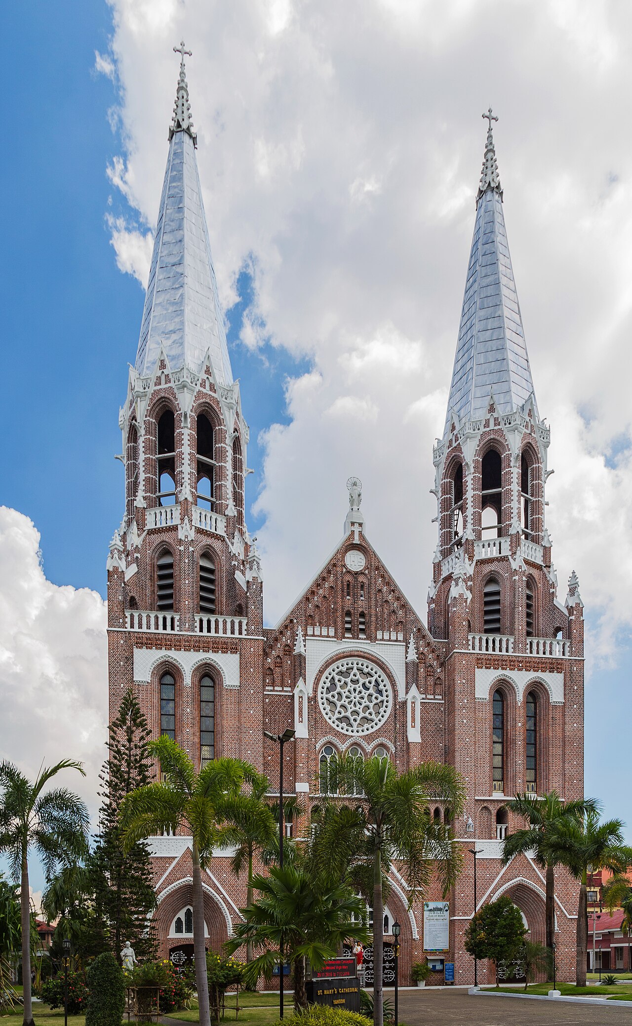 Foto fra Rangoon, Myanmar – Rangun, Katedra Najświętszej Maryi Panny