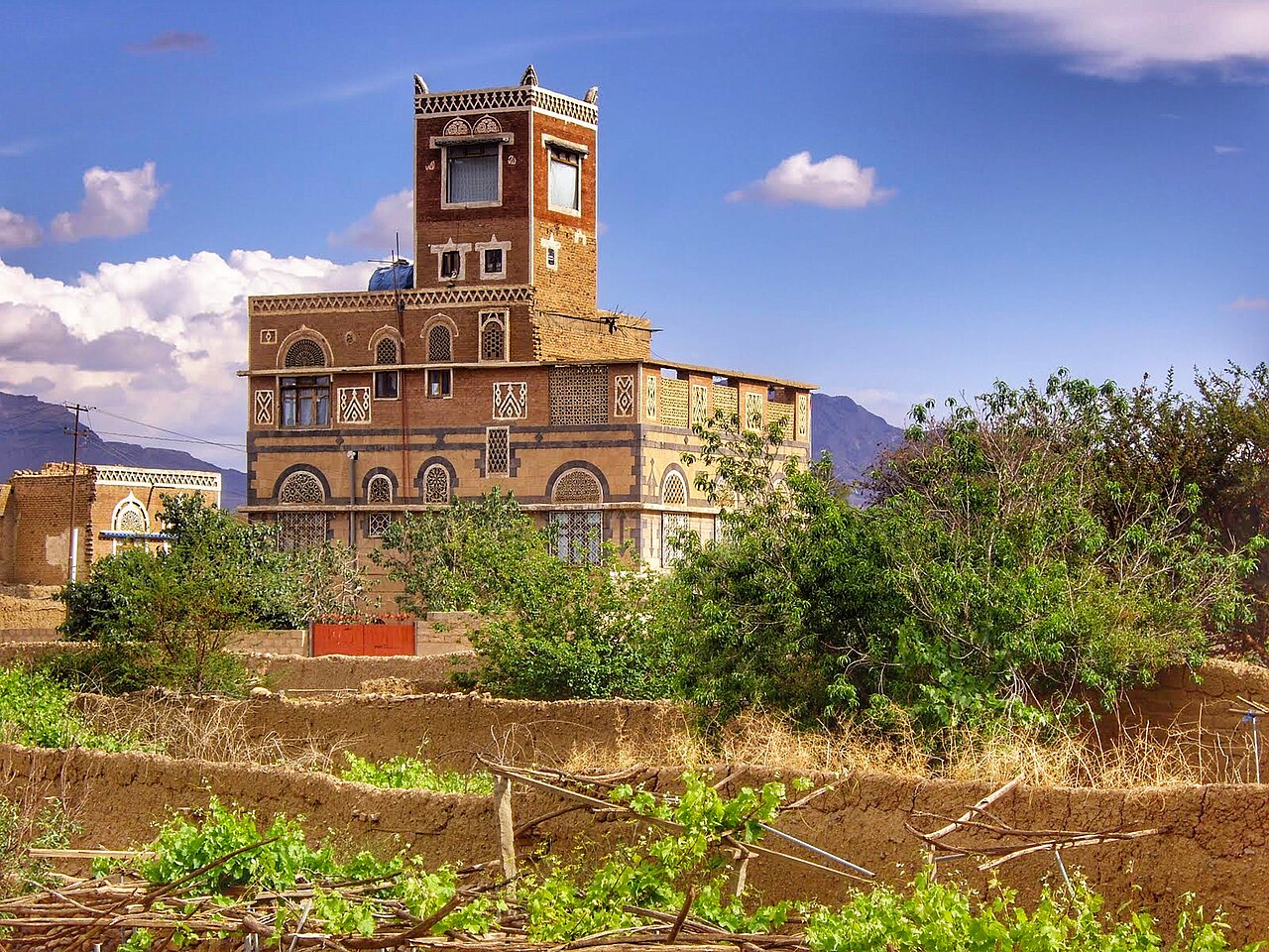 Foto fra San`a, Jemen – Old Sanaa new